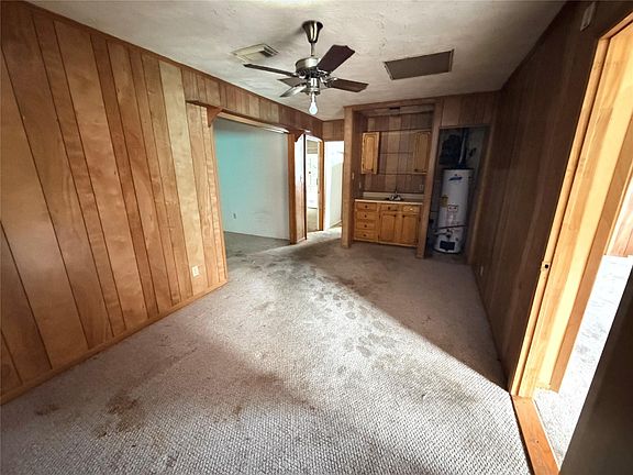 5th image of 2110 Flynn Dr