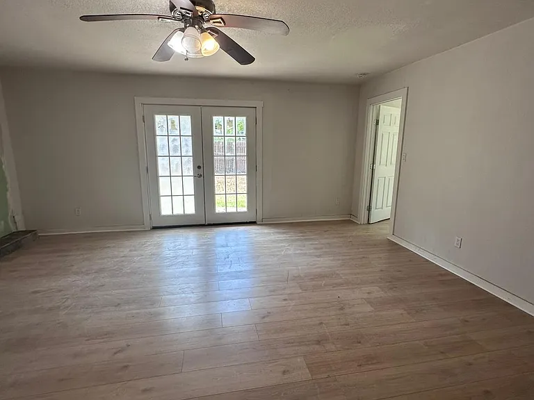 202 Red Oak Cir — Photo 13