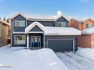 8766 Little Brook Cir, Anchorage, AK 99507