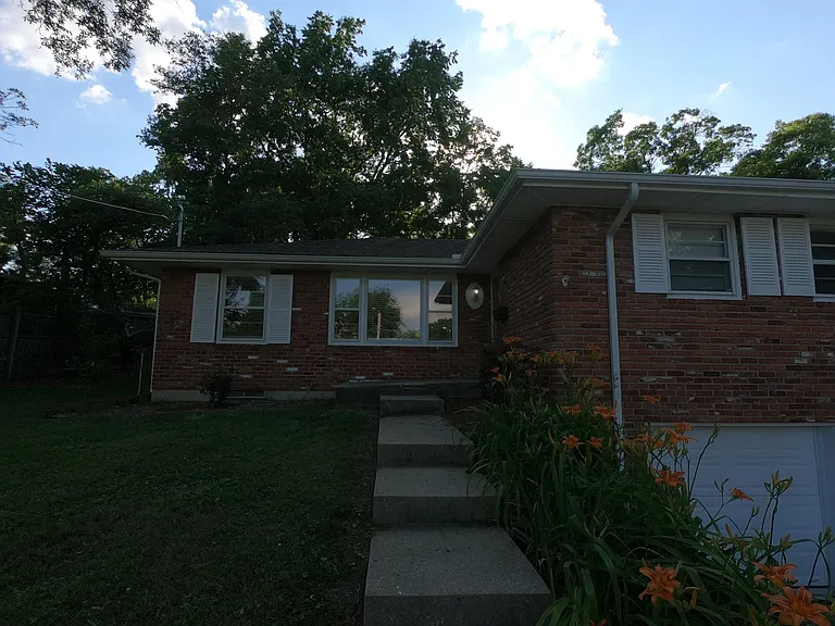 5830 Perry Ln — Photo 63