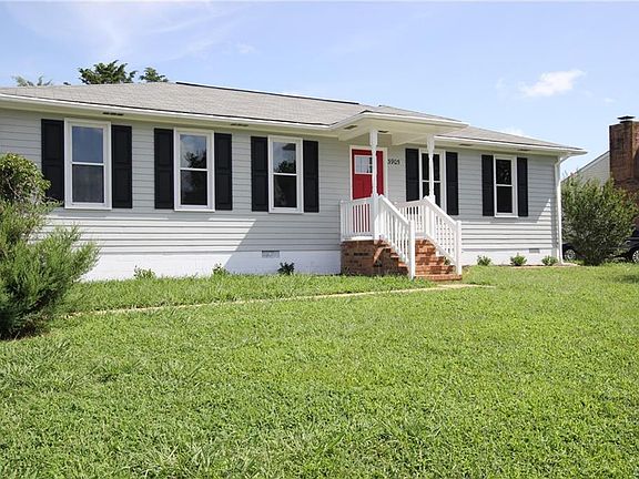 4th image of 3905 Gloucester Dr