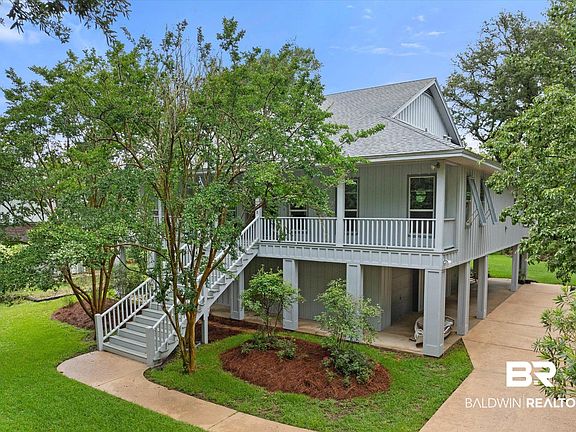 3rd image of 3 Molokai Ln