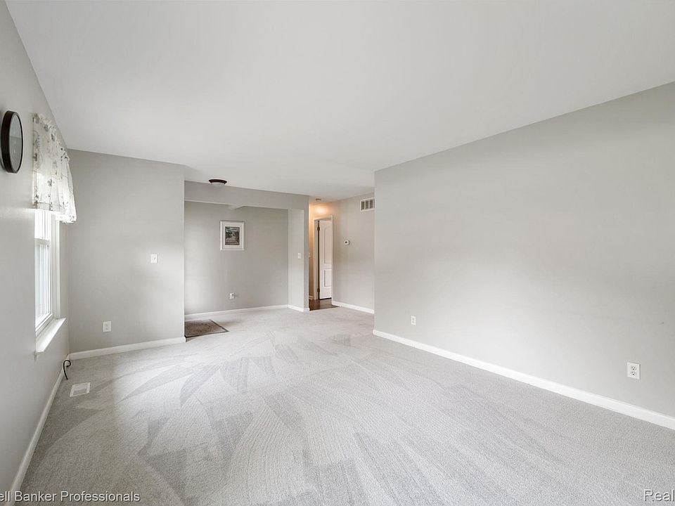 397 Barchester St, photo 7