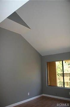 5th image of 435 W 9th St Unit E5