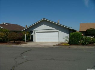 1959 Nut Tree Dr NW, Salem, OR 97304