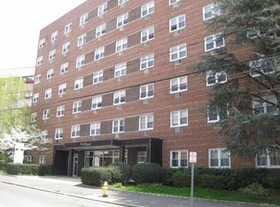 99 Prospect St APT 4G, Stamford, CT 06905