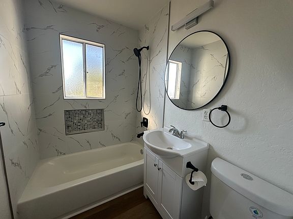 5th image of 10620 Charbono Way