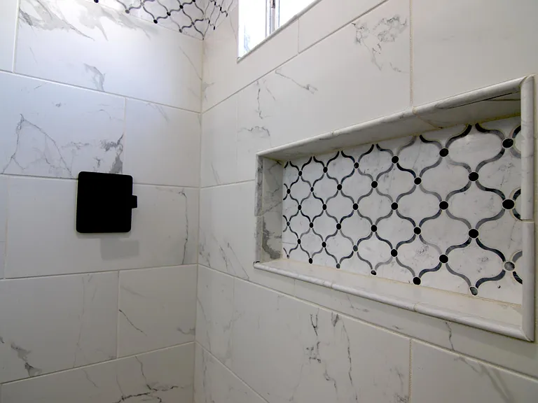 120 Roswell Ave #12 — Photo 30