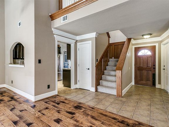 3rd image of 2622 Strother Dr