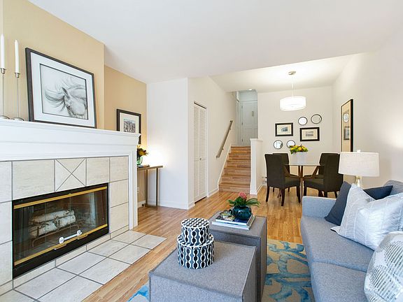 2nd image of 15 Teresita Blvd APT 9