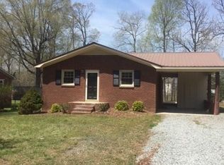 829 Palmer Rd, Lexington, NC 27292