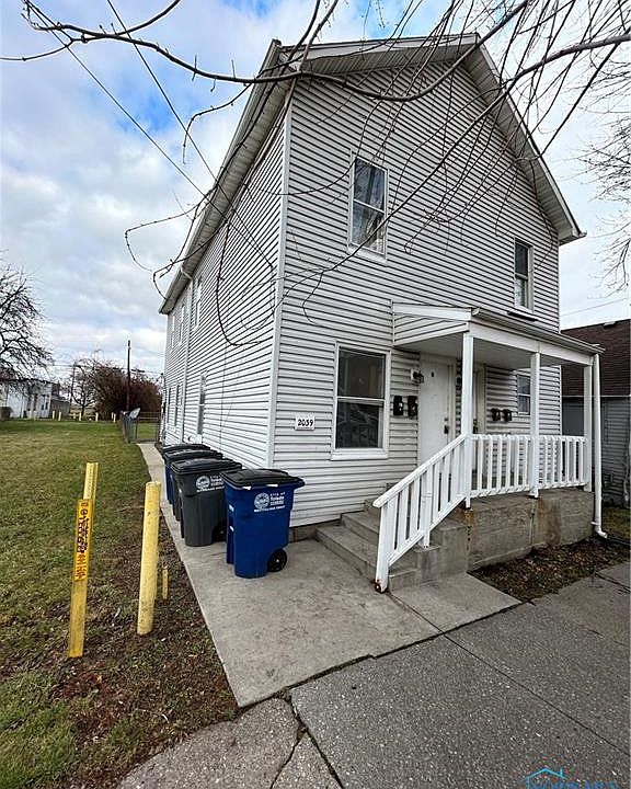 1st image of 2039 Genesee St