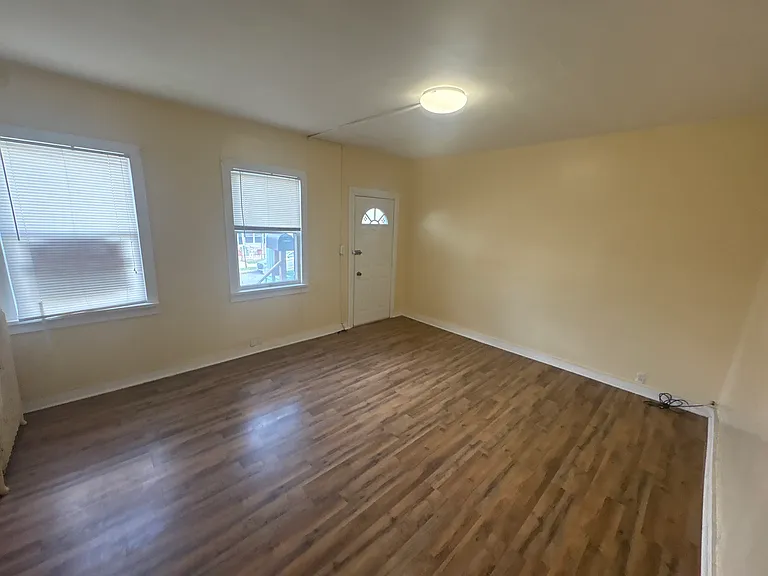 349 Scott St #1 — Photo 7
