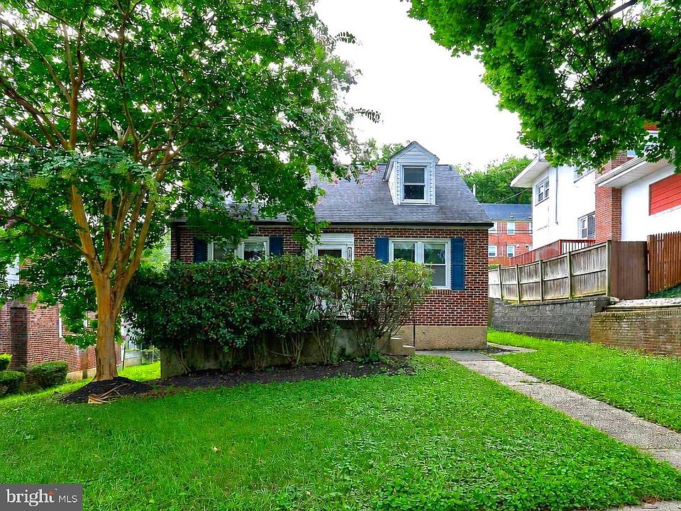 1st image of 409 S Wickham Rd