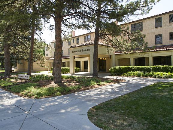 2nd image of 630 S Sherwood St APT 25