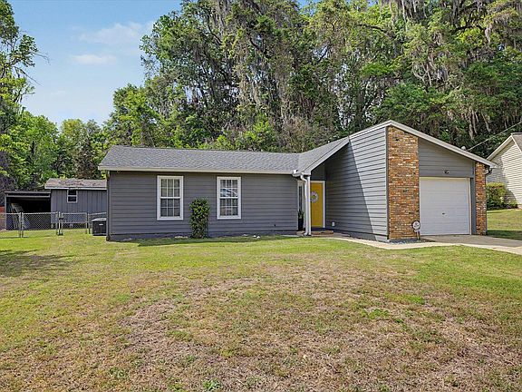 3rd image of 4132 Sonnet Dr
