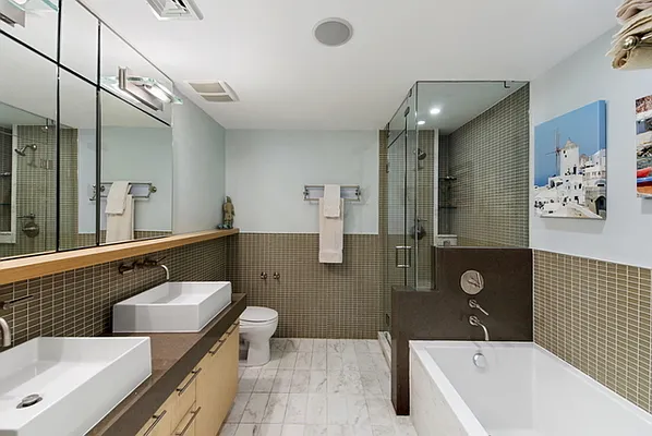 Sold by Compass | media 7