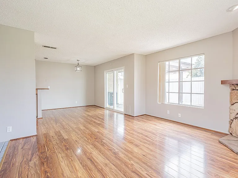15809 Francisquito Ave #4 — Photo 32