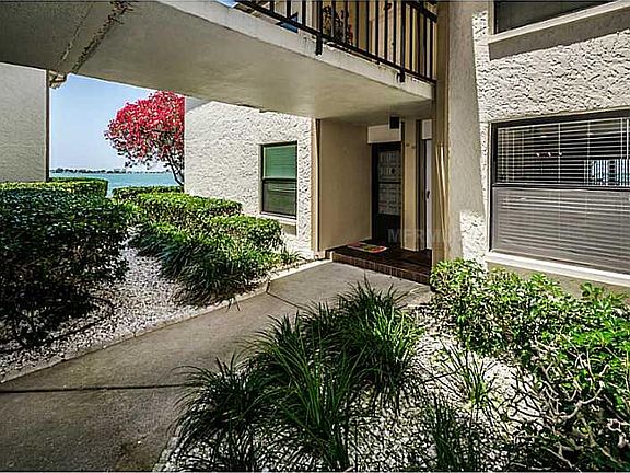 3rd image of 6051 Sun Blvd APT 110