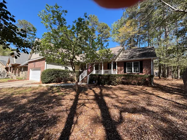 547 Perth Dr, Sanford, NC 27332