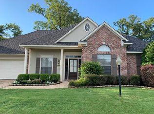 464 Grand Oaks Dr, Shreveport, LA 71106