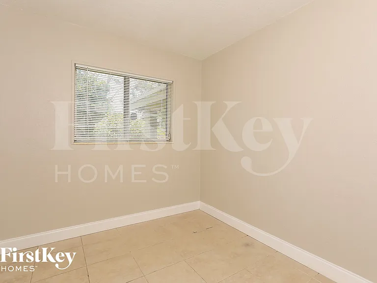 6487 SW 26th St — Photo 12