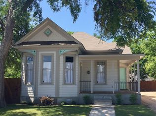 923 E Crockett St, San Antonio, TX 78202