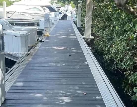 5th image of 3575 Mystic Pointe Dr