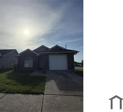 1825 Squire Ct