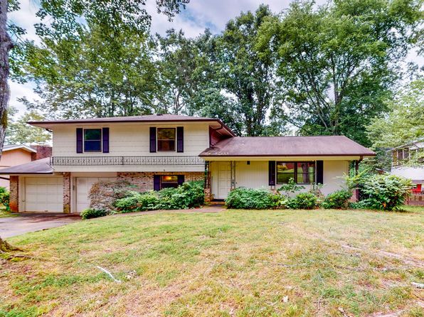 916 Huntington Cir