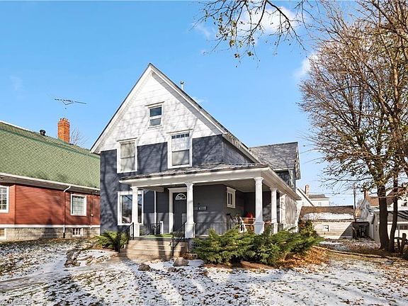 2nd image of 39 Russell St