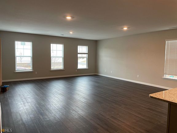 4th image of 4294 Magpie Dr