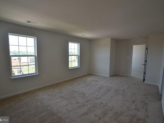 3rd image of 2021 Gold Finch Dr