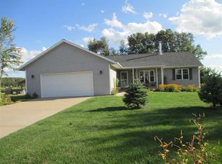 3687 Gray Log Ln, Stevens Point, WI 54482