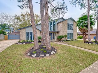 7214 San Ramon Dr, Houston, TX 77083
