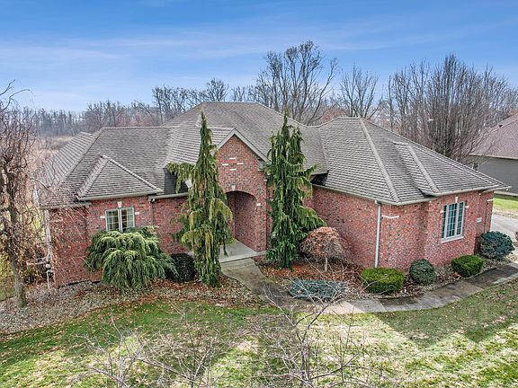 3rd image of 10233 Tims Lake Blvd