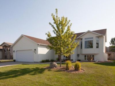 4200 Woodhaven St S, Fargo, ND, 58104