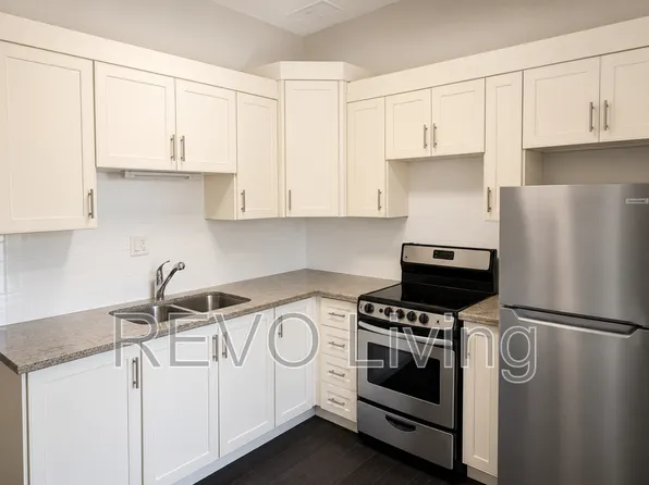 477 King St E #463, Hamilton, ON L8N 1C7