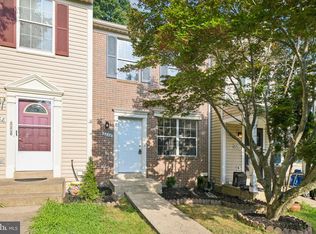 6866 Chasewood Cir, Centreville, VA 20121