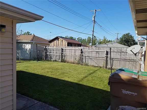 4th image of 180 Saint Felix Ave