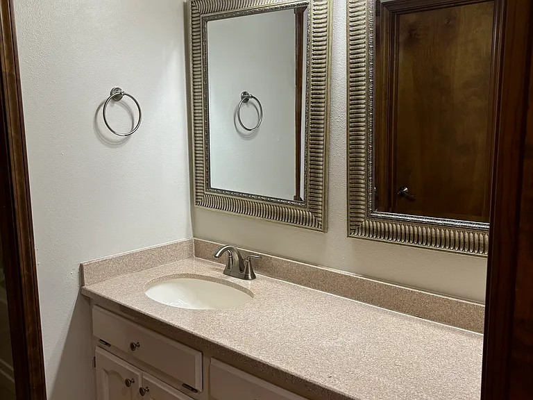 190 Ocean Dr #3B — Photo 5