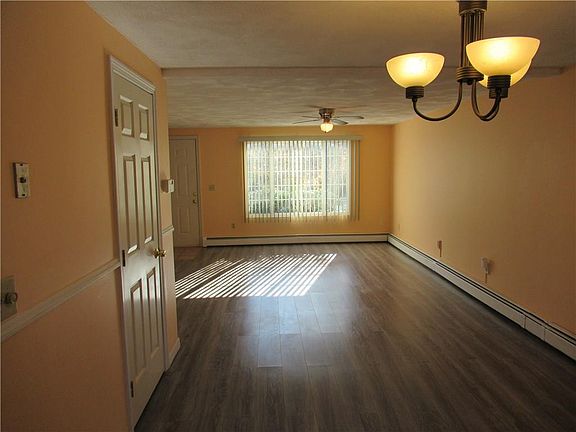 3rd image of 111 Smith Ave #B-8