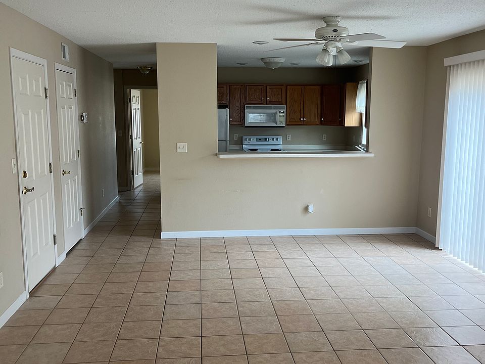 1st image of 3115 Lamborn Ave
