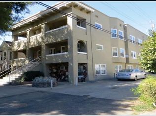 2218 10th St, Sacramento, CA 95818