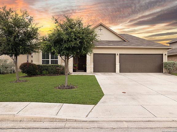3rd image of 5634 Briar Knoll