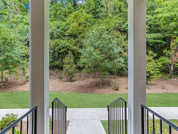 5th image of 2164 Rock Creek Park