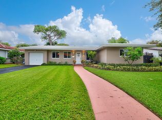 14223 Alamanda Ave, Miami Lakes, FL 33014