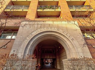 1350 W Fullerton Ave APT 202, Chicago, IL 60614