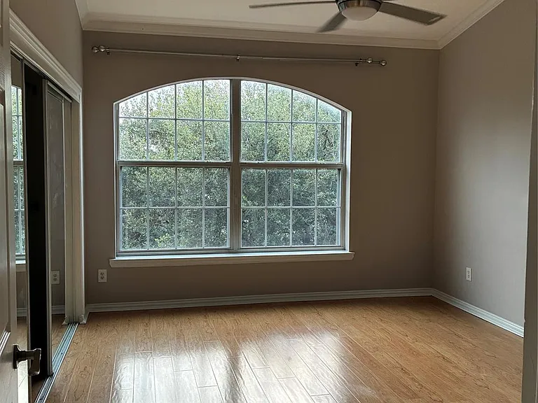 2111 Welch St #B315 — Photo 10