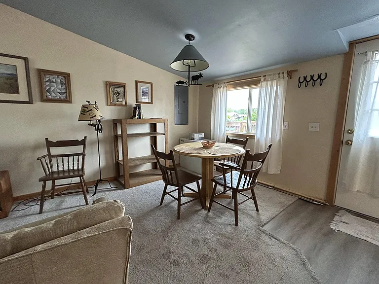 439A S Tyler Avenue Ave — Photo 7